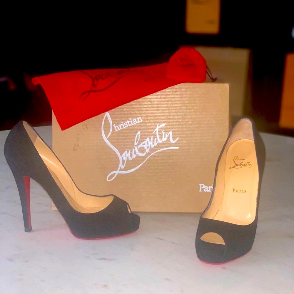 CHRISTIAN LOUBOUTIN Very Privè heels